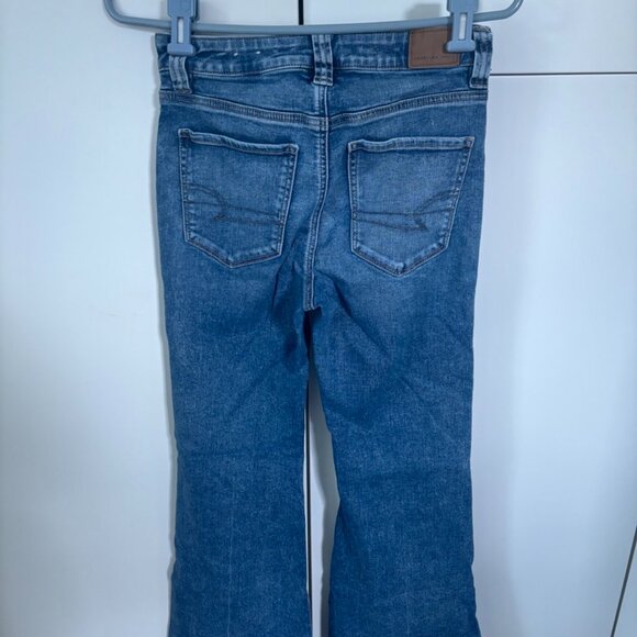 American Eagle High Rise Flare Jeans Size 4 Short Inseam - Picture 2 of 4